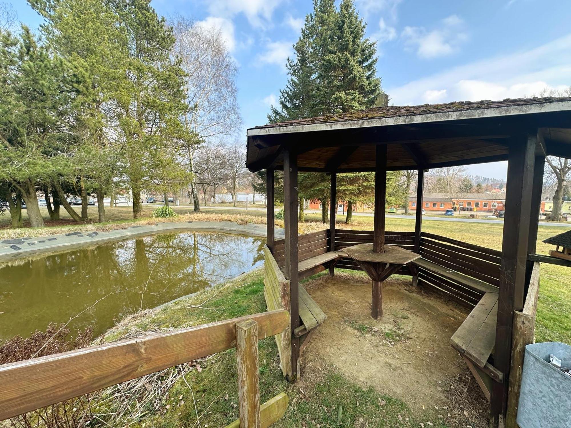 Hotel Am Laerchenberg I Fruehstueck, Wlan, Parkplatz Schirgiswalde-Kirschau Luaran gambar